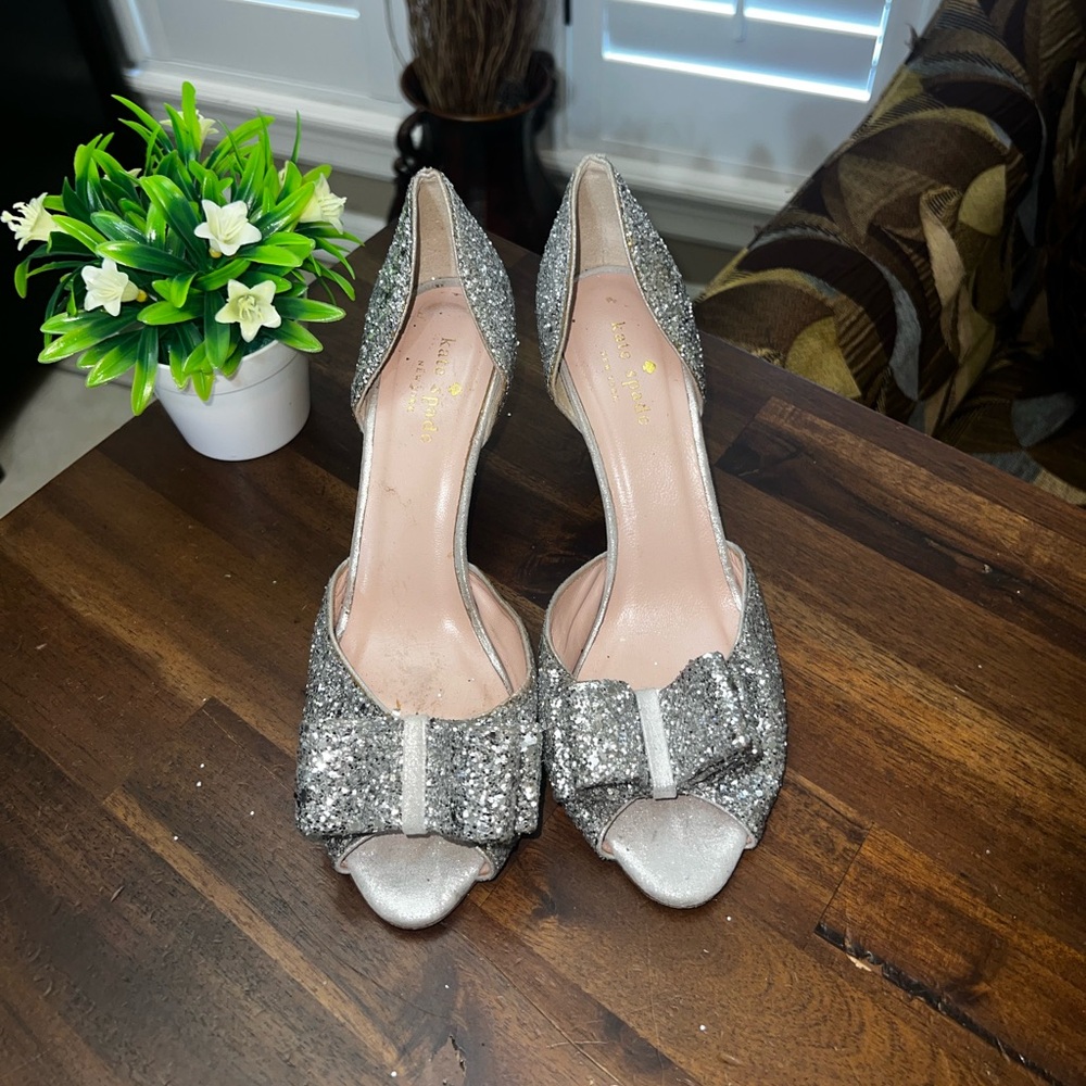 Kate Spade Silver Glitter Kitten Heels Sparkle Elegant size‎ 7.5